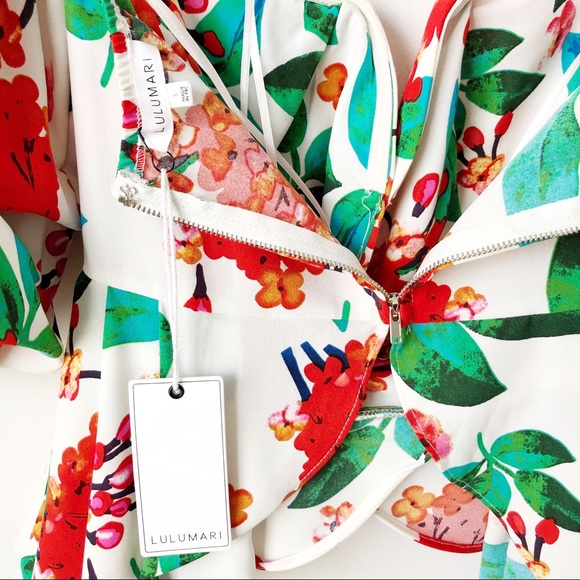 NWT Lulumari Floral Puff Sleeve Off Shoulder Top - Picture 3 of 8